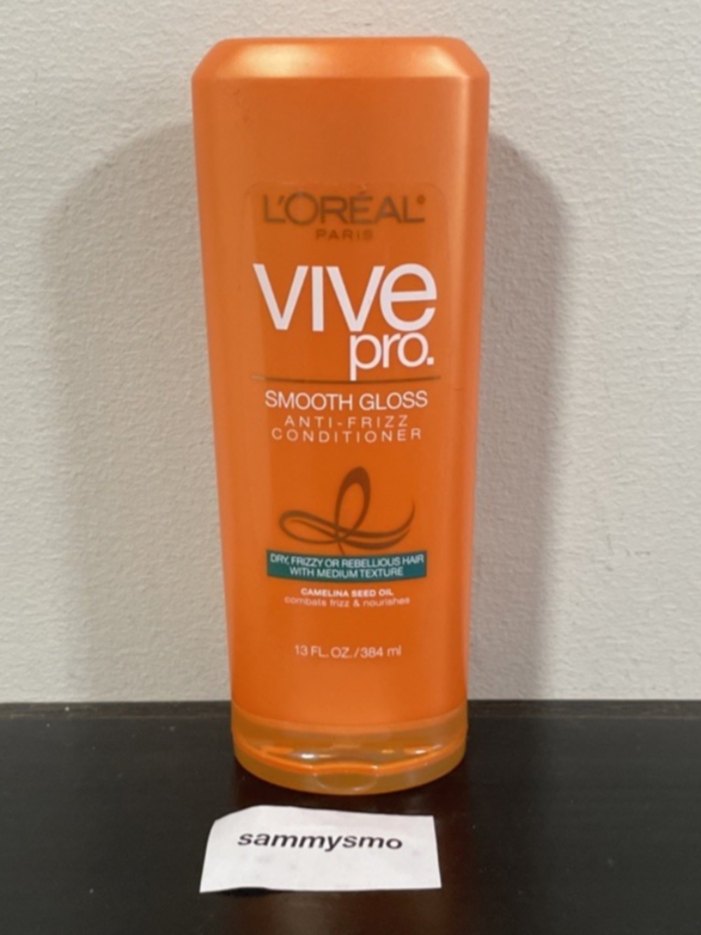 Loreal Vive Pro Smooth Gloss anti Frizz Conditioner, dry frizzy hair 13 Oz